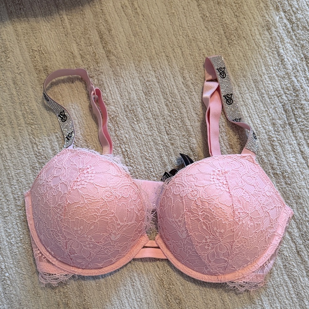 Victoria's Secret Blush Lace Bra